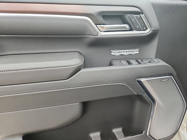 New 2026 GMC Sierra 1500 Denali AWD/4WD image 8