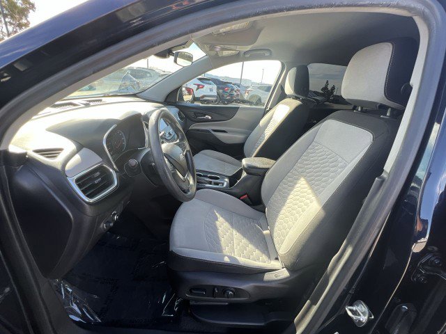 Used 2020 Chevrolet Equinox LS w/ LS Convenience Package image 18