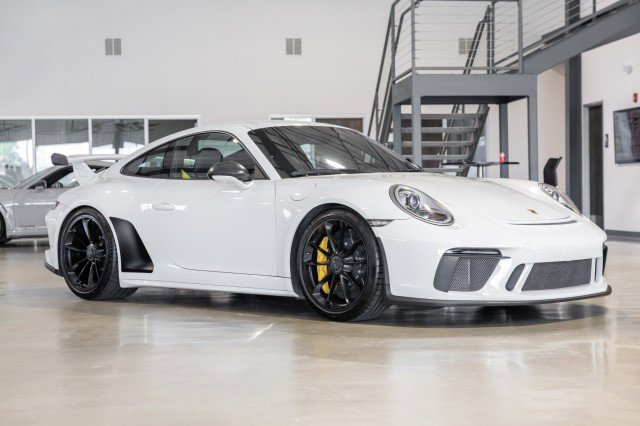 Used 2018 Porsche 911 GT3 RWD image 8