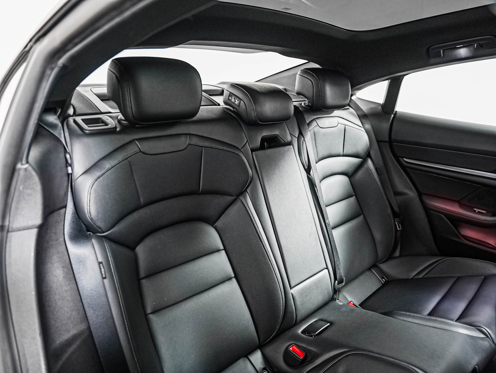 Certified 2025 Porsche Taycan RWD image 6