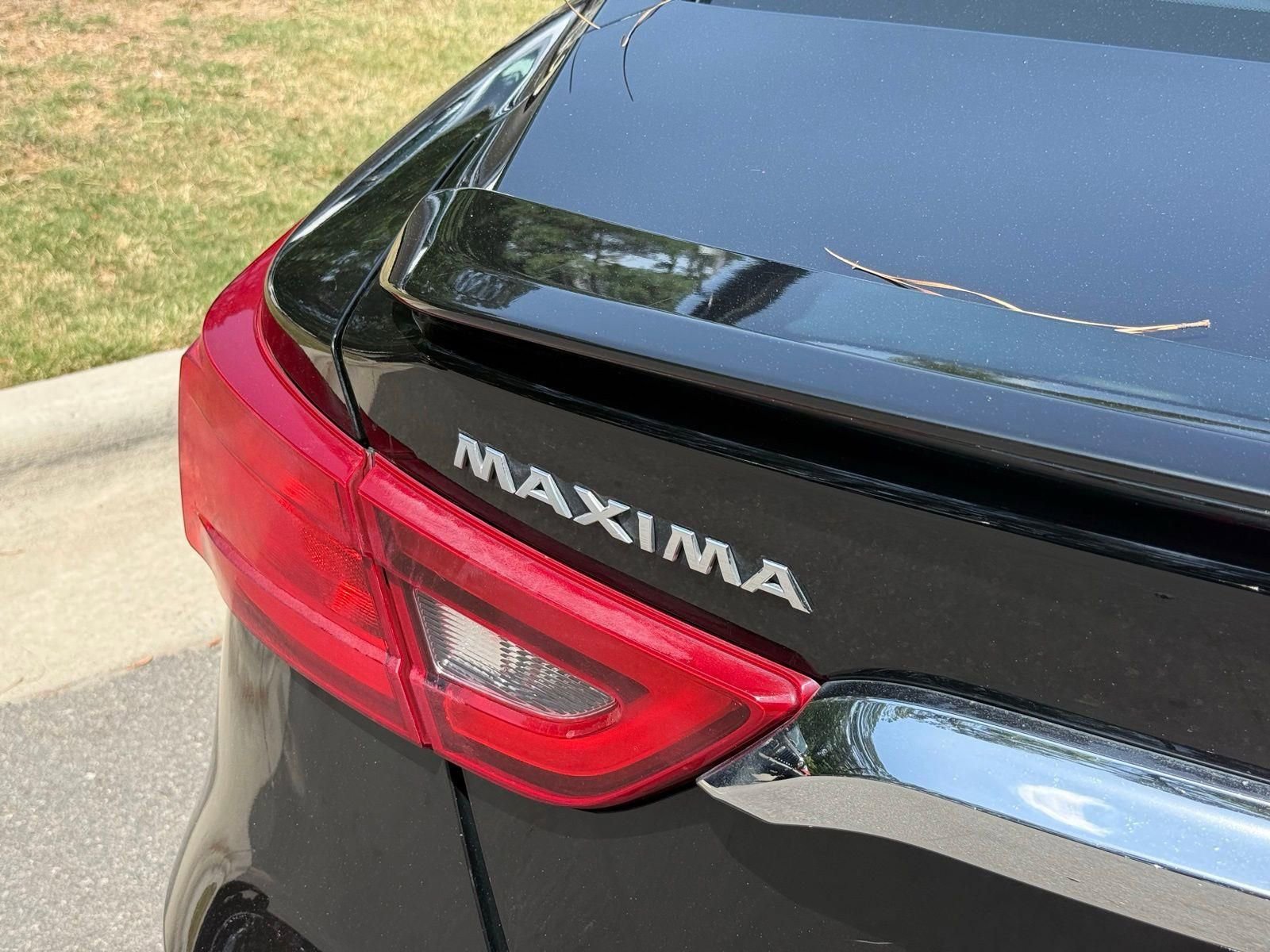 Used 2017 Nissan Maxima 3.5 SL FWD image 11