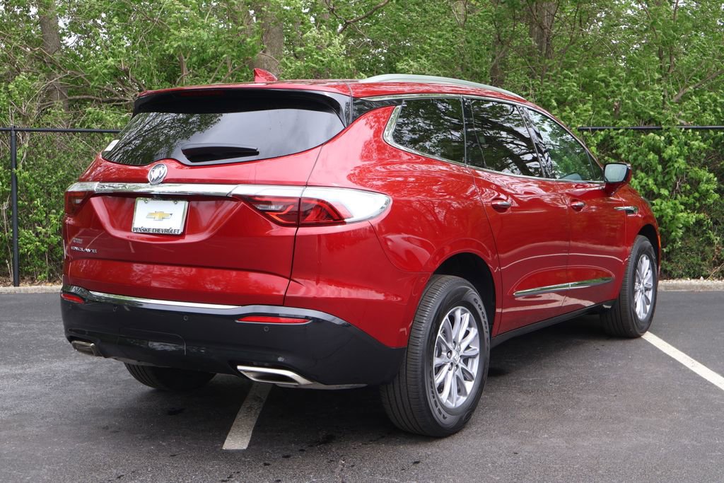 Used 2024 Buick Enclave Essence FWD image 9