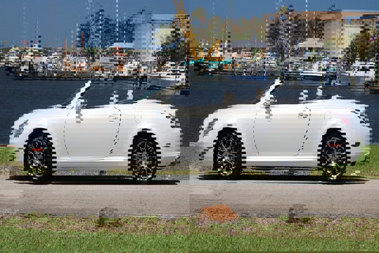 Used 2006 Lexus SC 430 Convertible image 6