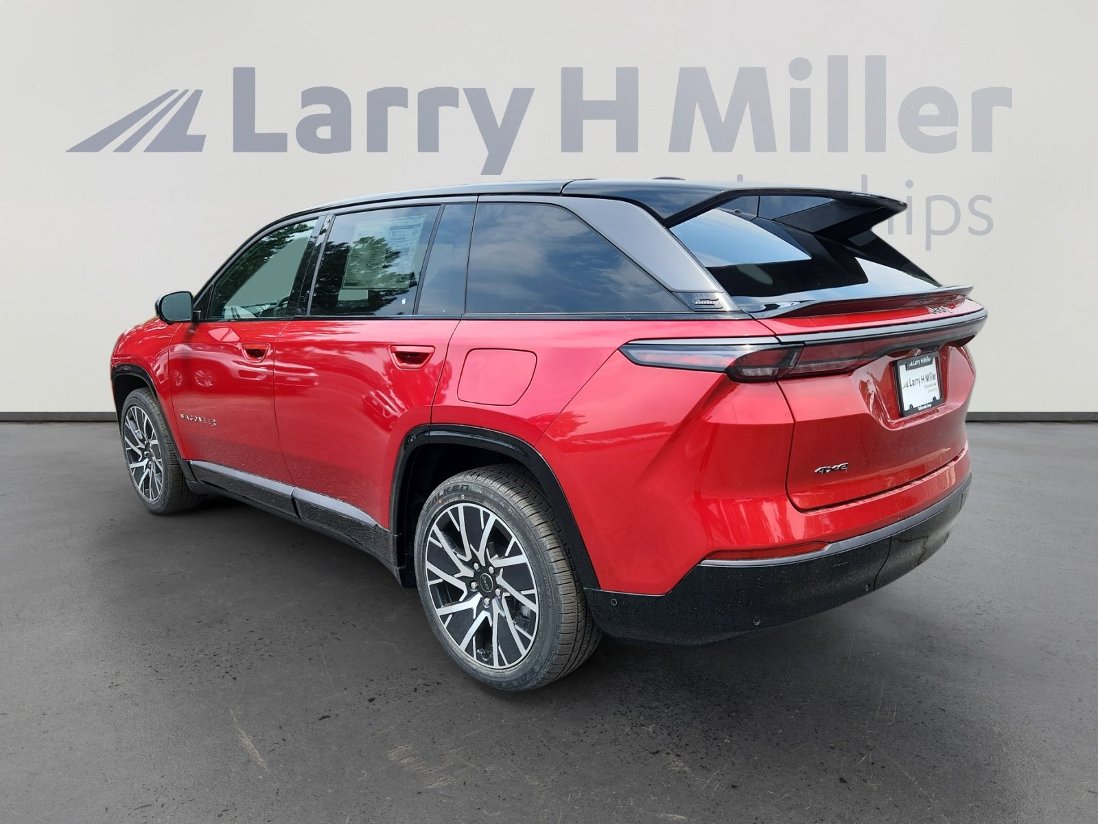 New 2025 Jeep Wagoneer S Limited image 3