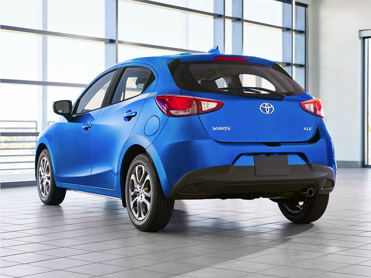 Used 2020 Toyota Yaris LE FWD image 1