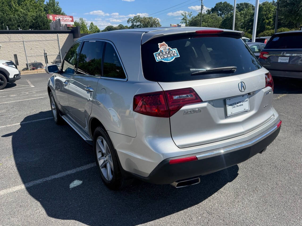Used 2011 Acura MDX w/ Technology Package AWD/4WD image 4