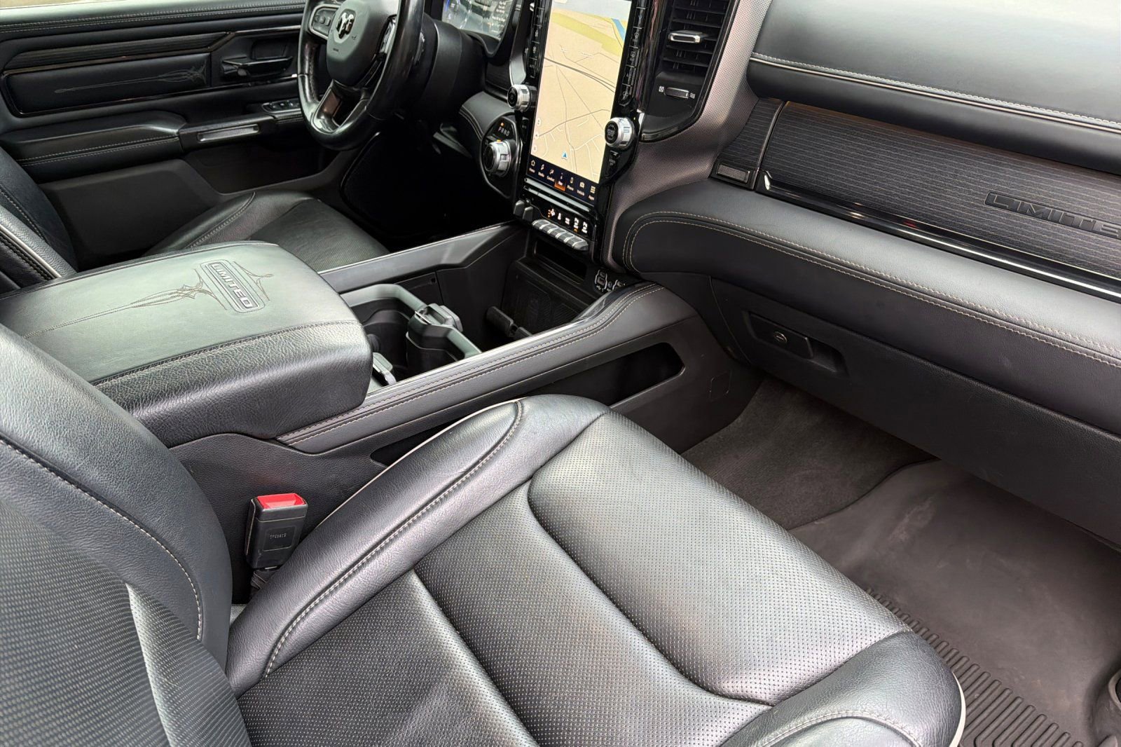 Used 2022 RAM 1500 Limited w/ Body Color Bumper Group image 15