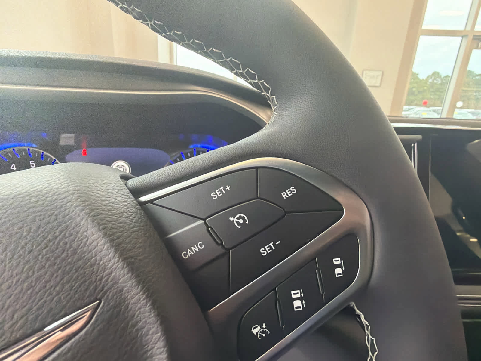 New 2026 Chrysler Pacifica Select image 24