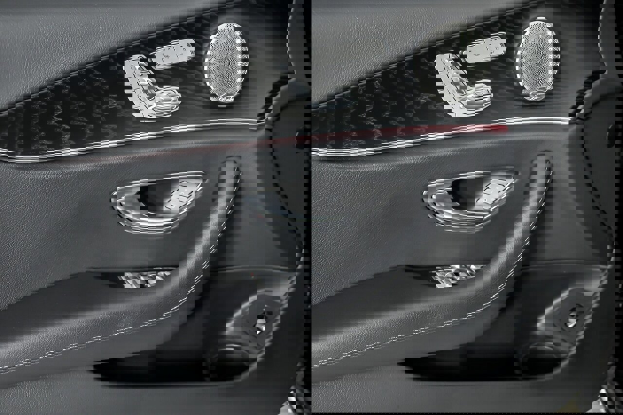 Used 2022 Mercedes-Benz E 450 4MATIC All-Terrain Wagon image 18