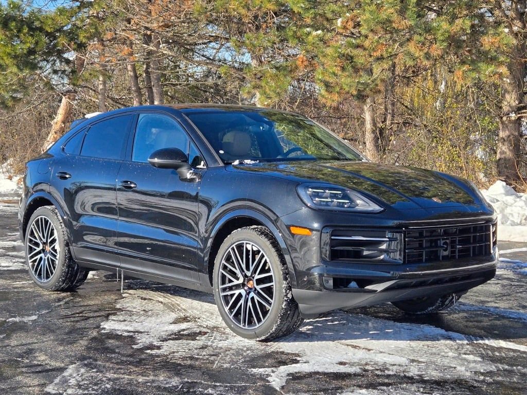 New 2026 Porsche Cayenne Coupe AWD/4WD image 7