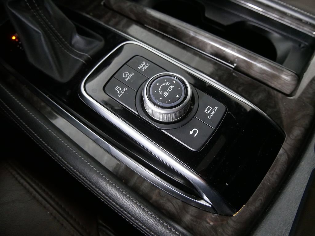 Used 2022 Nissan Armada Platinum w/ Captain's Chairs Package image 26