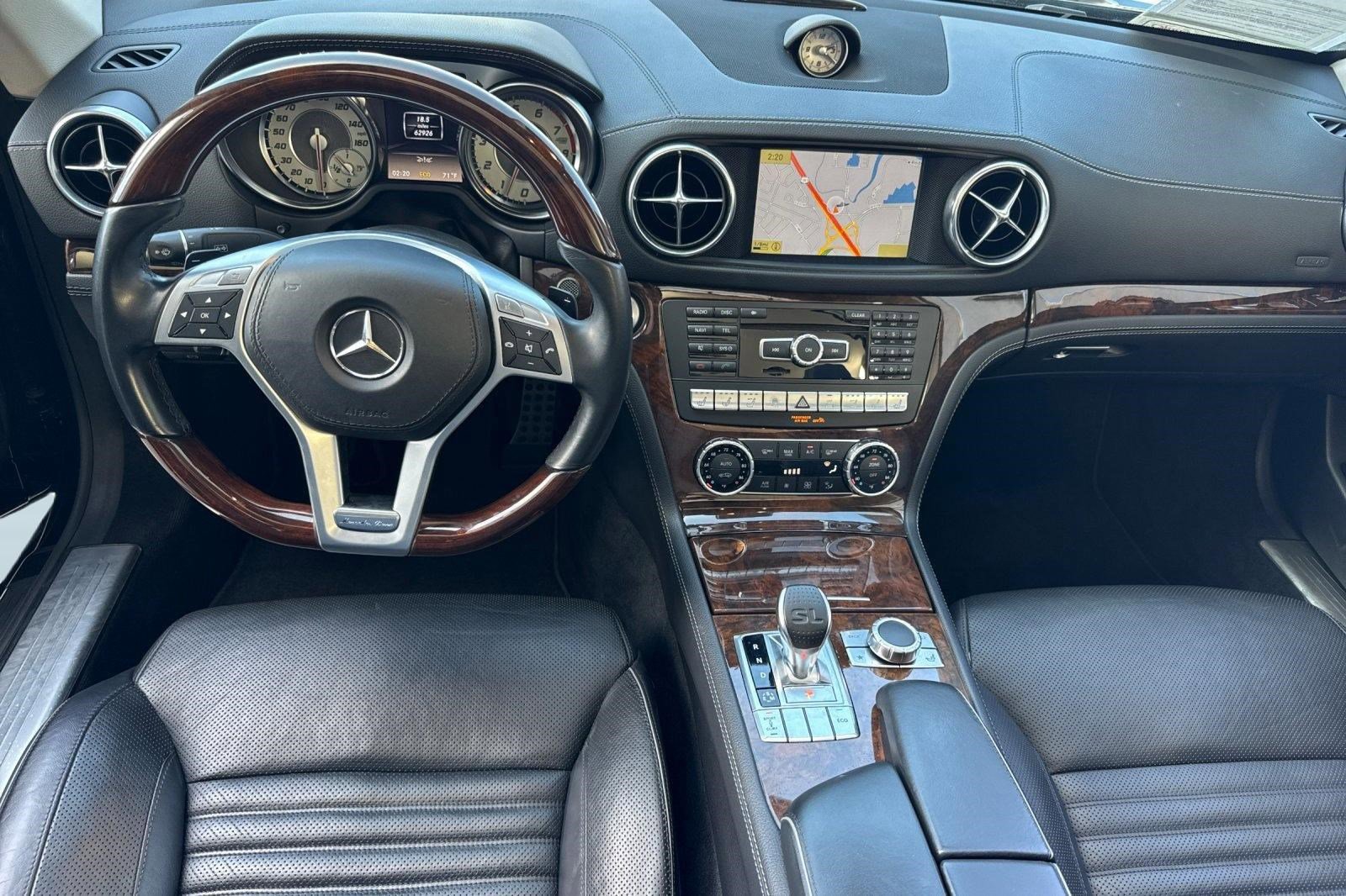 Used 2013 Mercedes-Benz SL 550 w/ Premium Pkg image 27