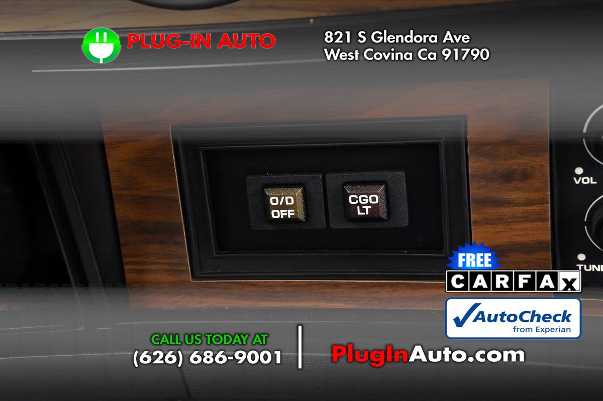 Used 1992 Dodge D/W Truck 250 image 21