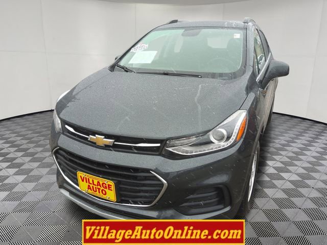 Used 2017 Chevrolet Trax LT w/ LT Convenience Package image 16