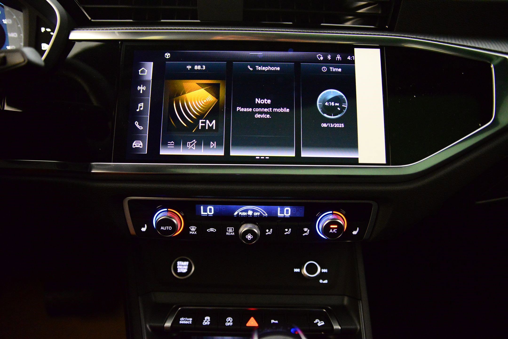 New 2025 Audi Q3 2.0T Premium image 28