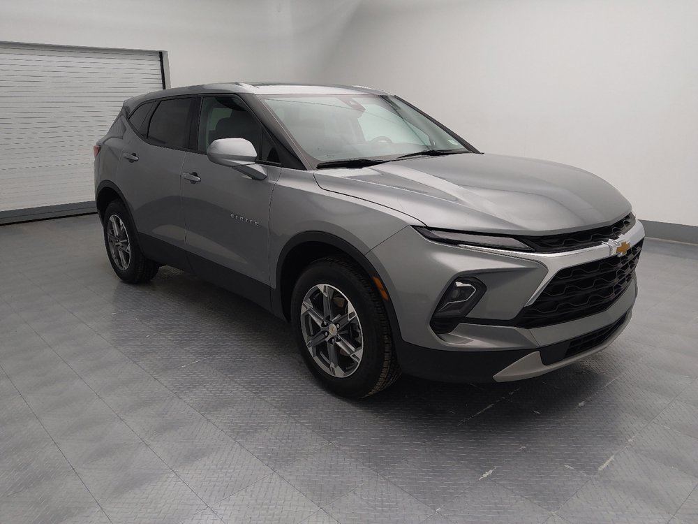 Used 2023 Chevrolet Blazer LT w/ Driver Confidence Package image 11