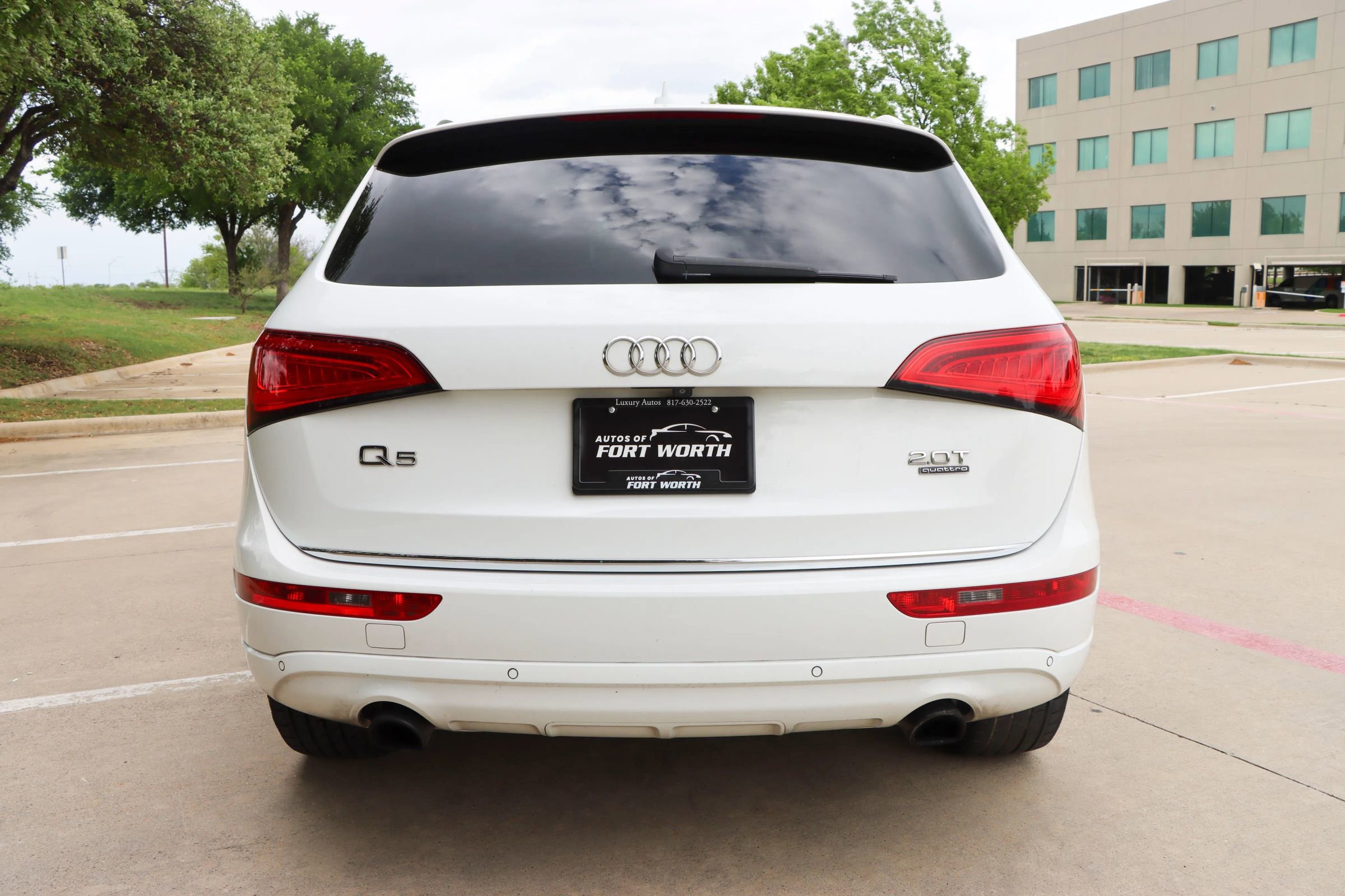 Used 2016 Audi Q5 2.0T Premium Plus w/ Technology Package image 6