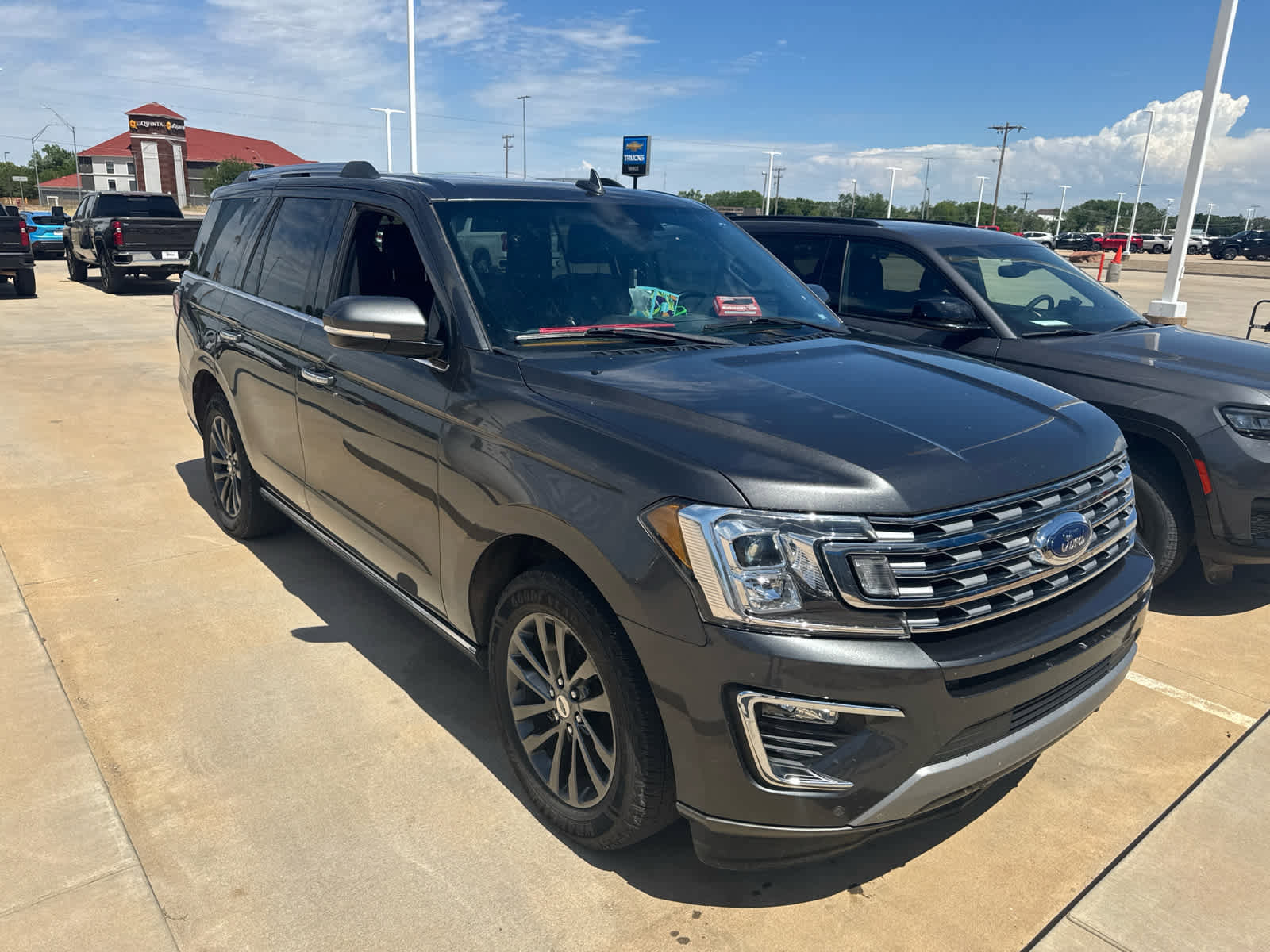Used 2020 Ford Expedition Limited RWD image 6