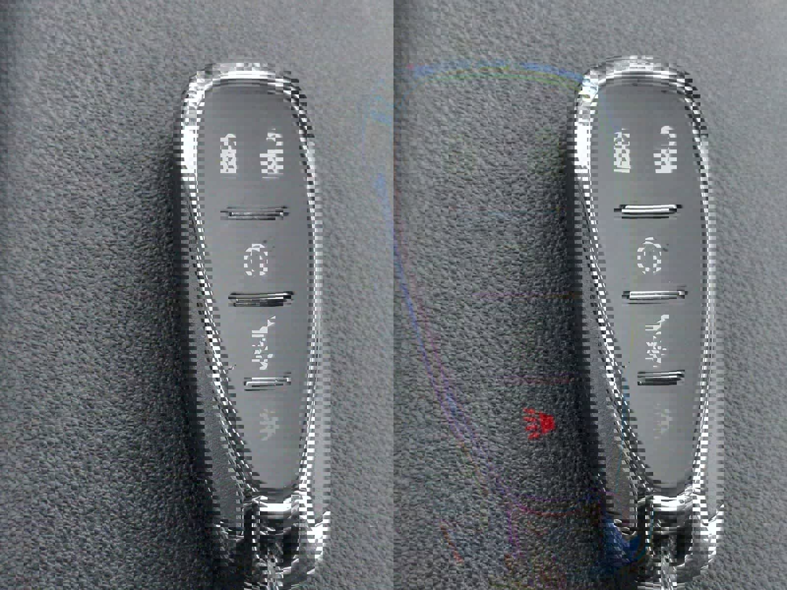 Used 2019 Chevrolet Equinox LT w/ Driver Convenience Package image 32