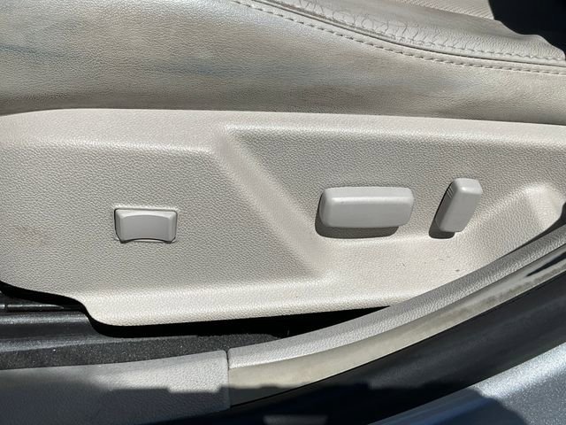 Used 2012 Cadillac CTS Luxury image 6