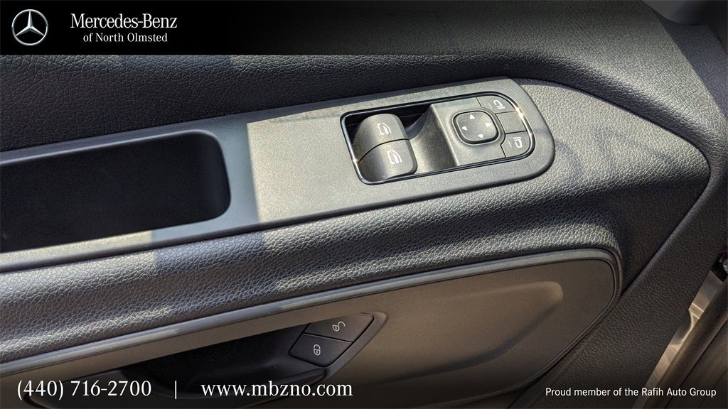 Used 2022 Mercedes-Benz Sprinter 3500 image 38
