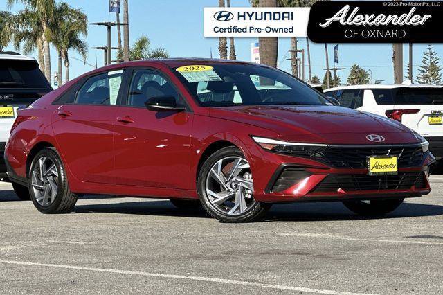 Used 2025 Hyundai Elantra Sport image 1