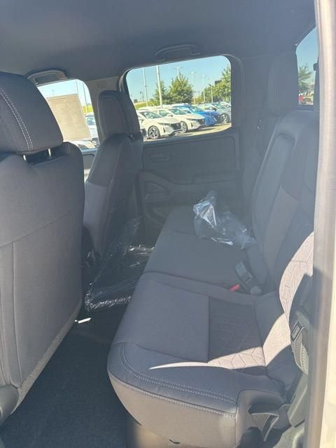 New 2026 Nissan Frontier SV w/ SV Convenience Package RWD image 15