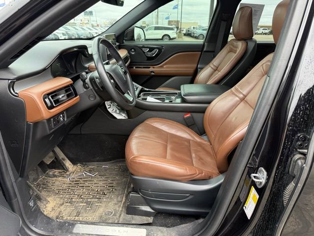 Used 2022 Lincoln Aviator Reserve w/ Equipment Group 201A AWD/4WD image 17