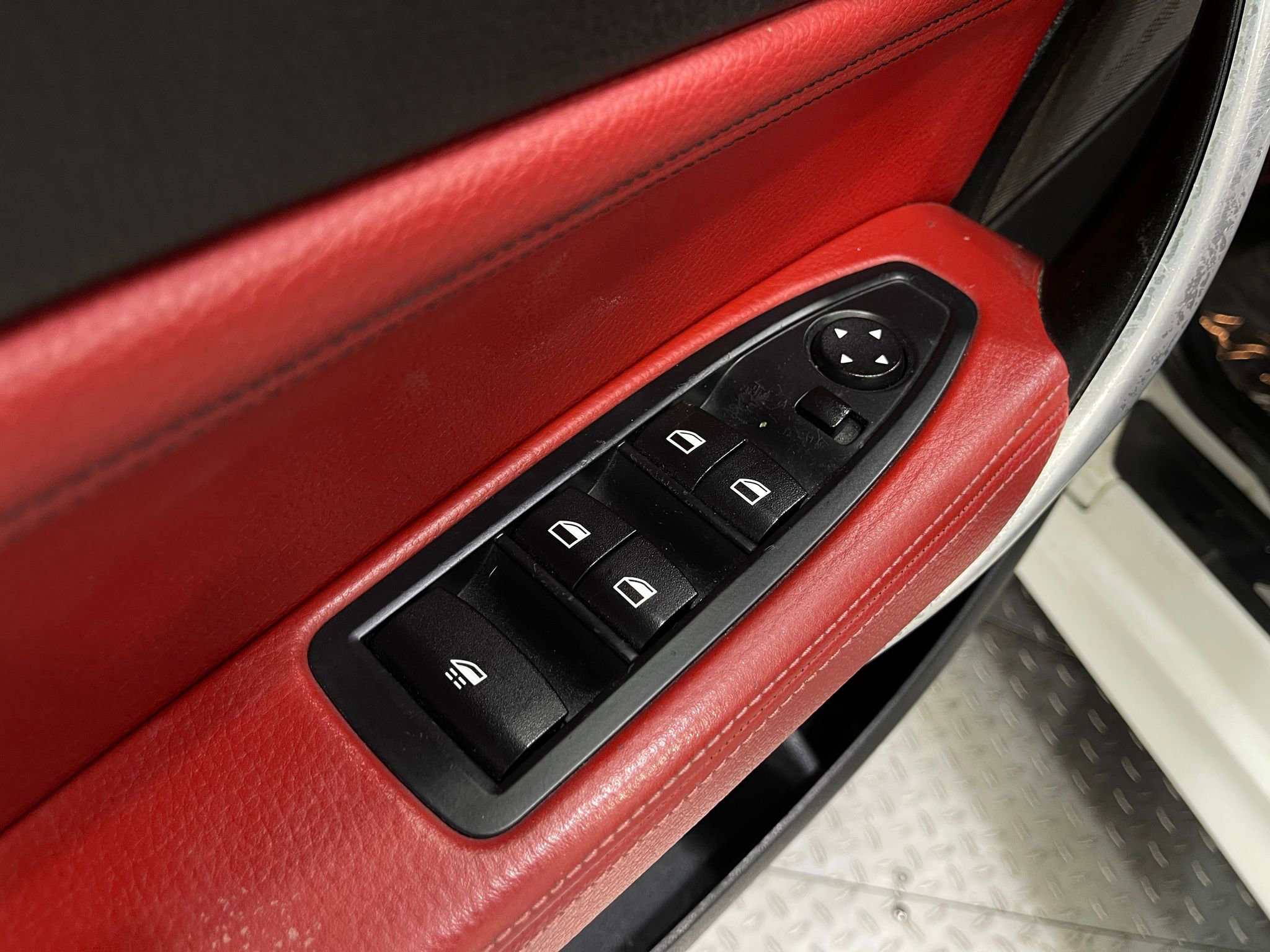 Used 2016 BMW 228i xDrive Convertible image 13