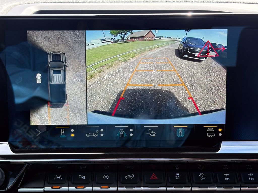 Used 2023 Chevrolet Silverado 1500 ZR2 w/ Technology Package AWD/4WD image 34