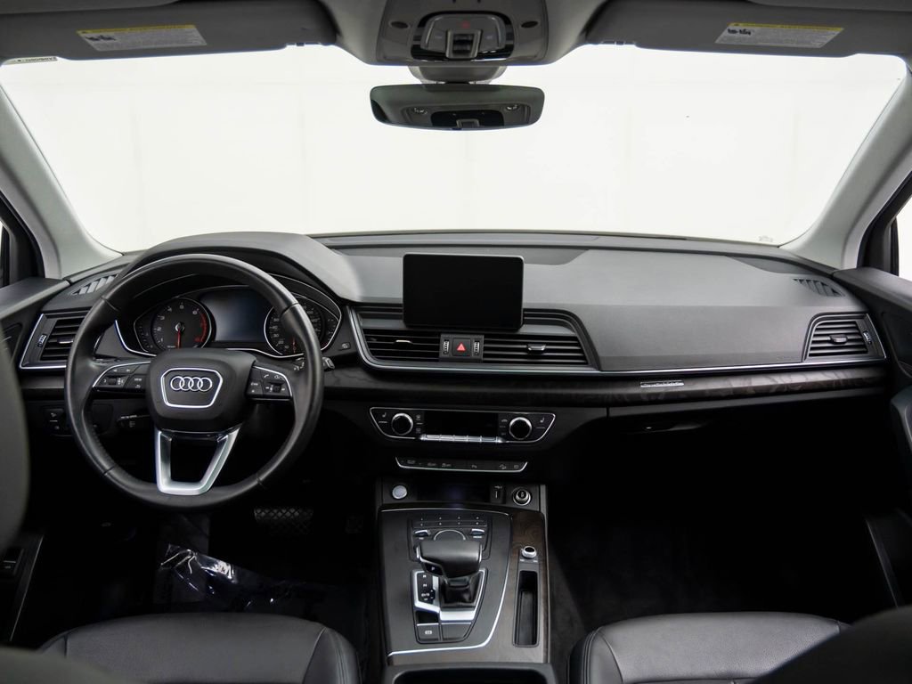 Used 2020 Audi Q5 2.0T Premium w/ Convenience Package image 12