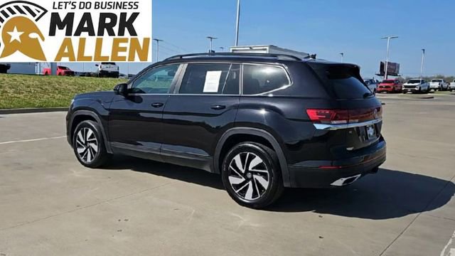 Used 2025 Volkswagen Atlas SE image 6