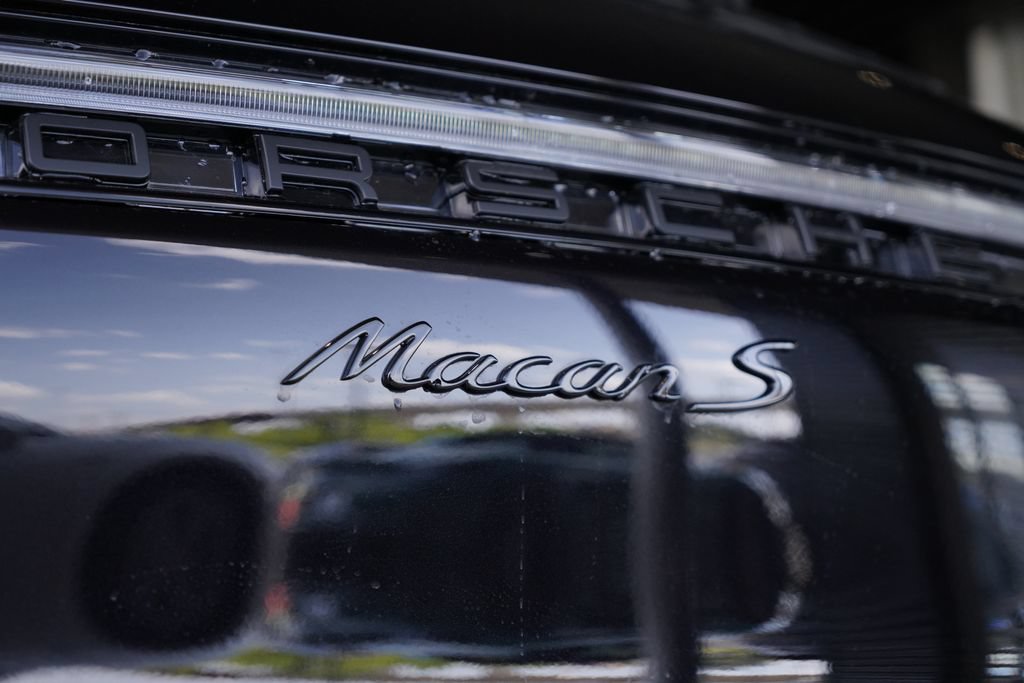New 2026 Porsche Macan S AWD/4WD image 9