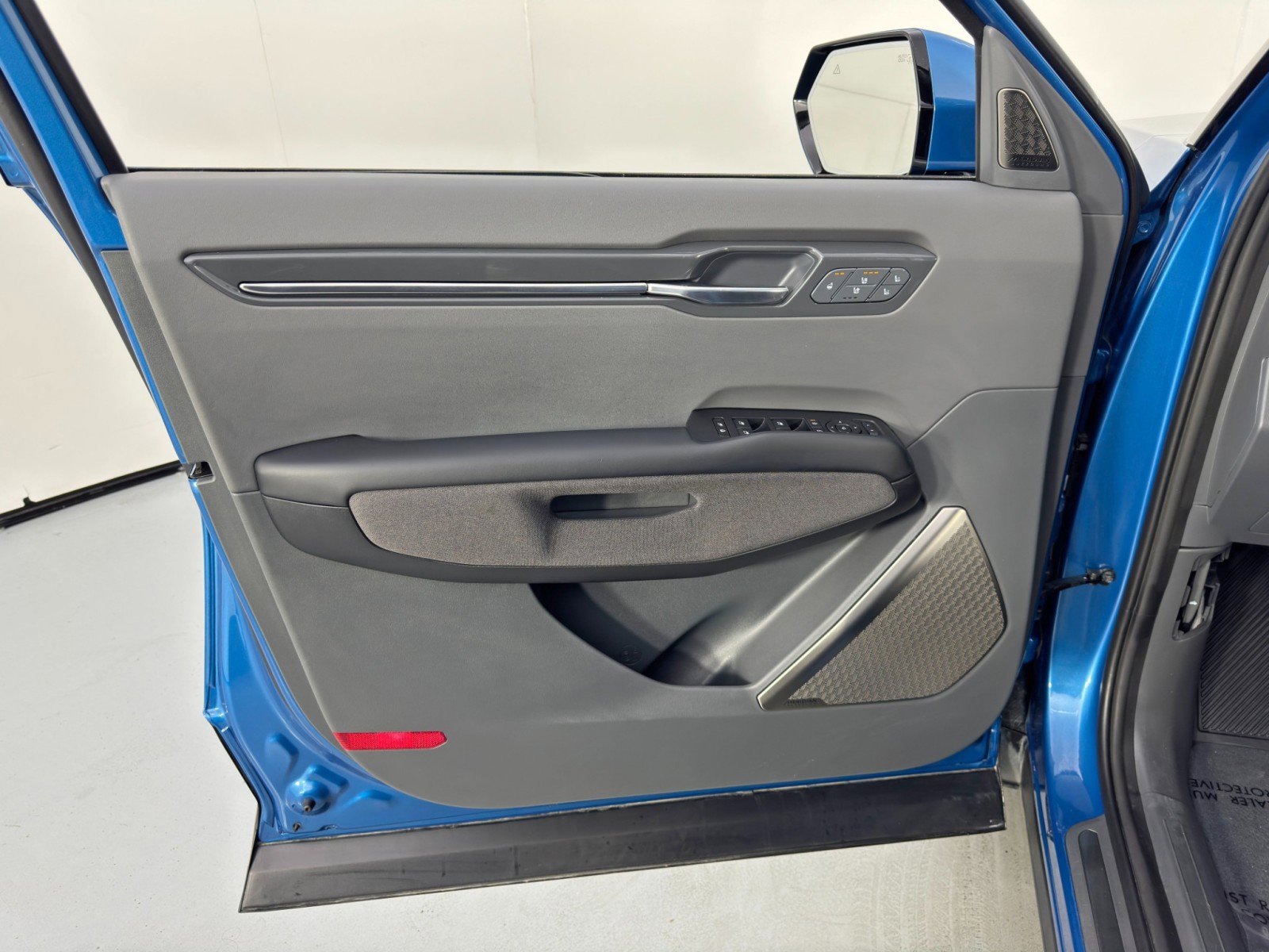 Used 2024 Kia EV9 Land image 48