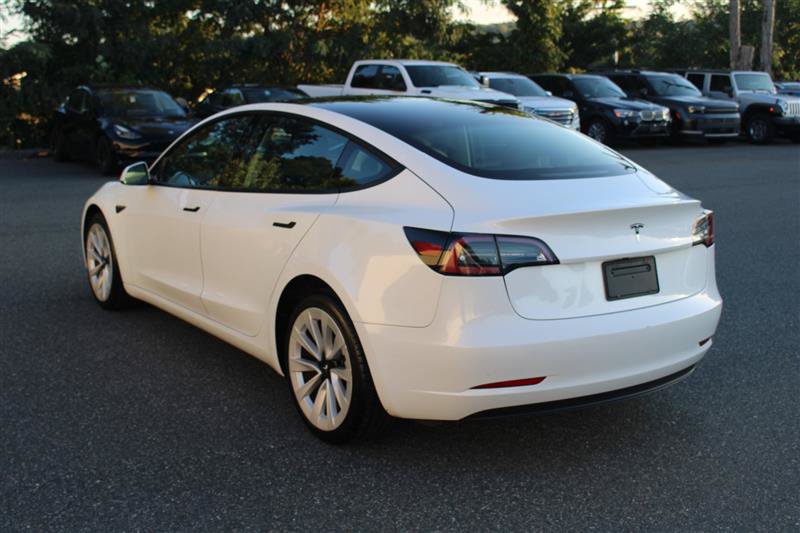 Used 2023 Tesla Model 3 Standard Range RWD image 5