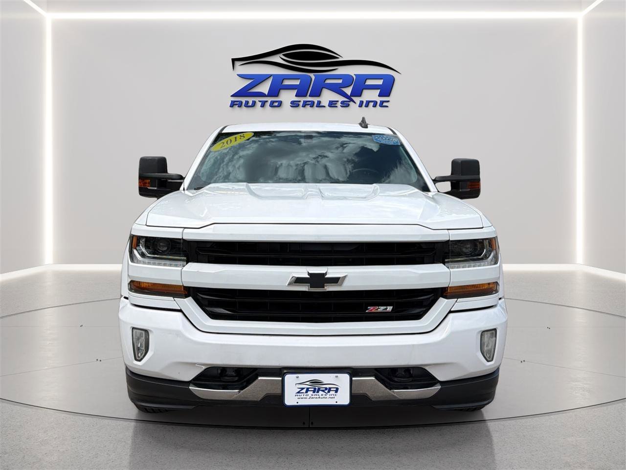 Used 2018 Chevrolet Silverado 1500 LT w/ All Star Edition AWD/4WD image 2