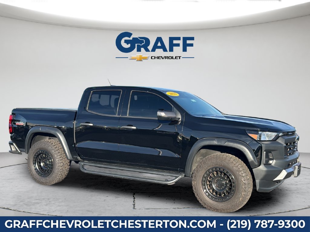 Used 2025 Chevrolet Colorado Trail Boss AWD/4WD image 16