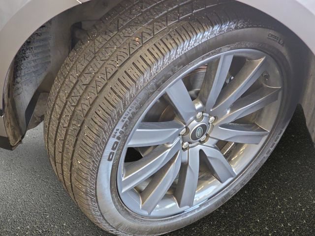 Used 2020 Land Rover Range Rover Velar R-Dynamic S AWD/4WD image 35