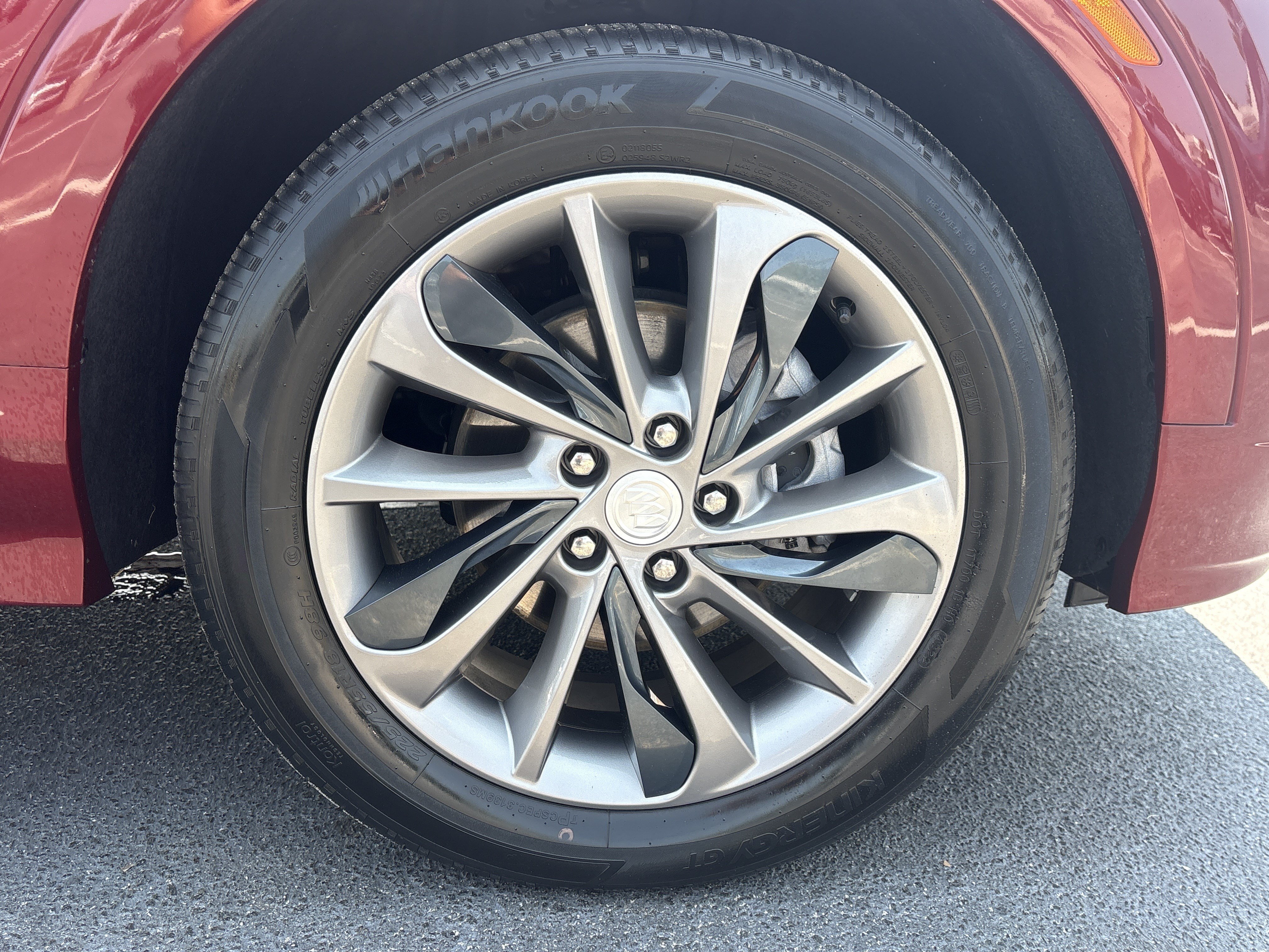 Used 2024 Buick Encore GX Sport Touring AWD/4WD image 13