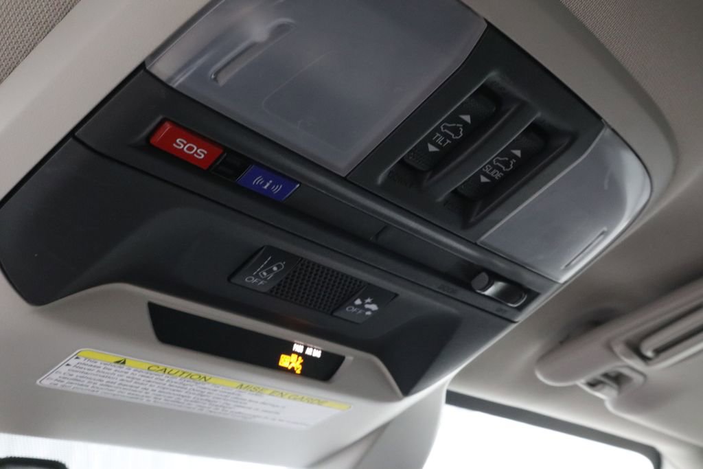 Used 2023 Subaru Crosstrek 2.0i Premium image 34