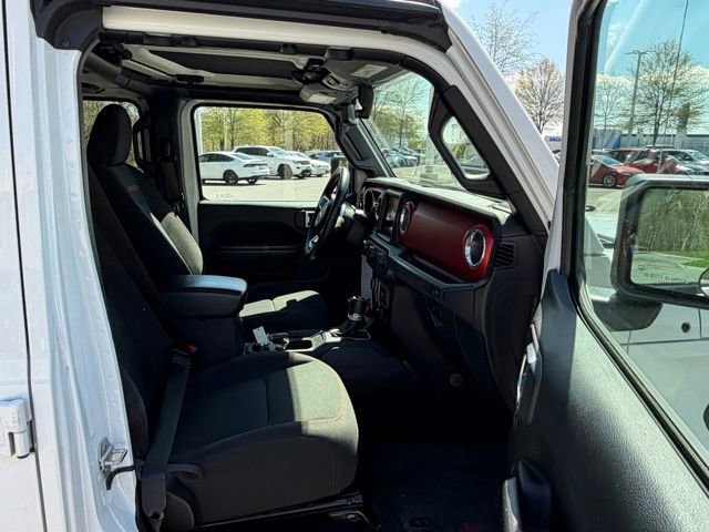 Used 2018 Jeep Wrangler Unlimited Rubicon image 28
