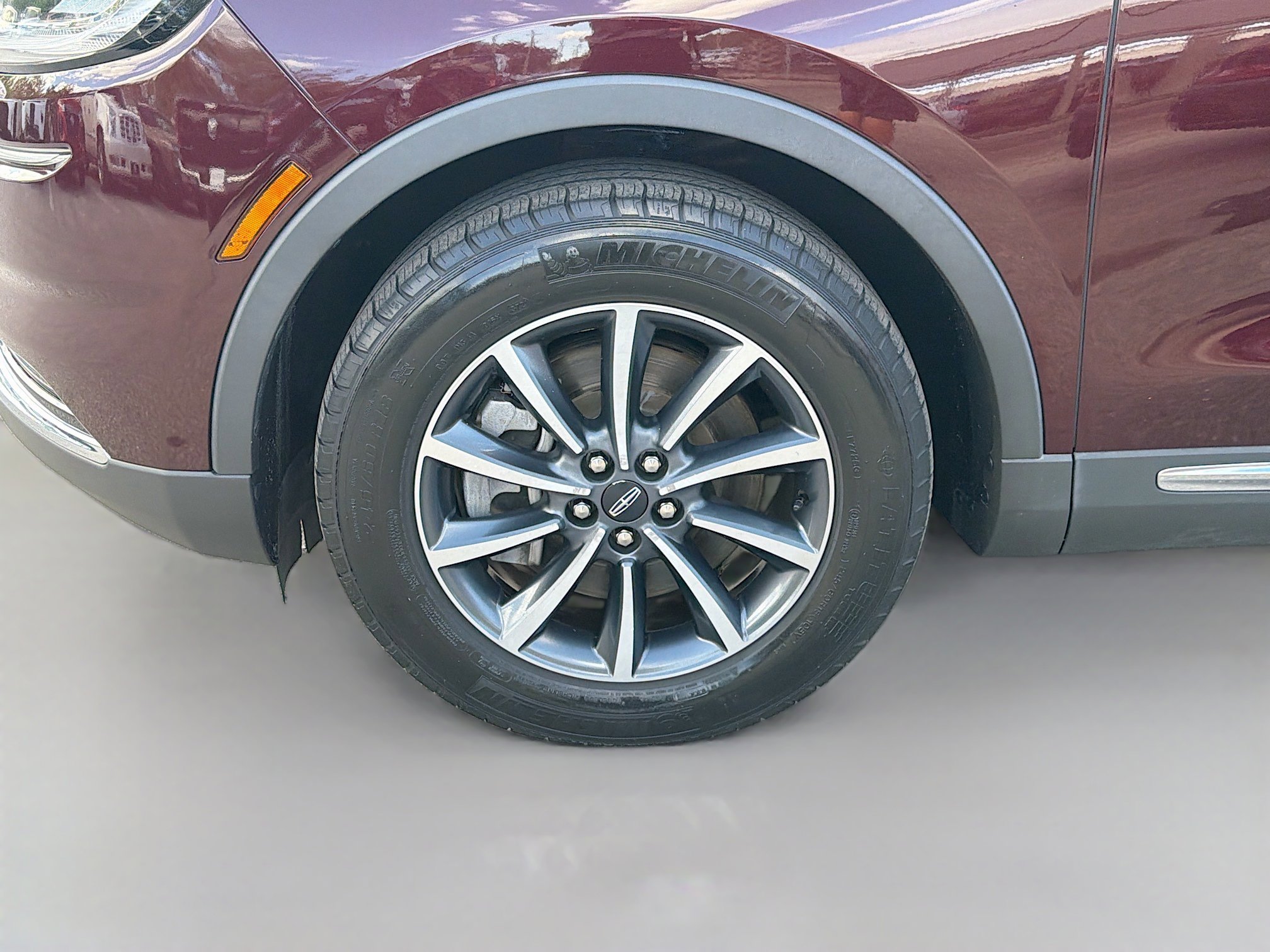 Used 2021 Lincoln Nautilus FWD image 40