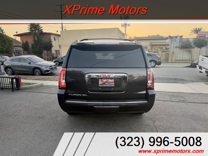 Used 2017 GMC Yukon XL Denali w/ Open Road Package AWD/4WD image 6