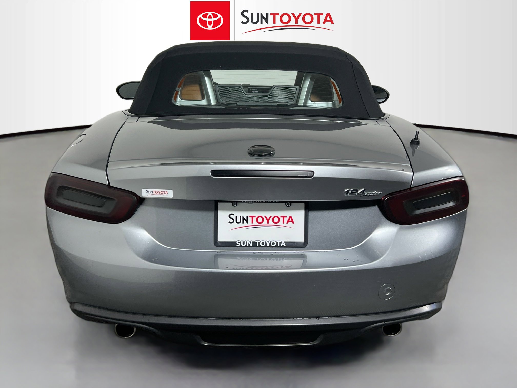 Used 2017 FIAT 124 Spider Lusso image 5