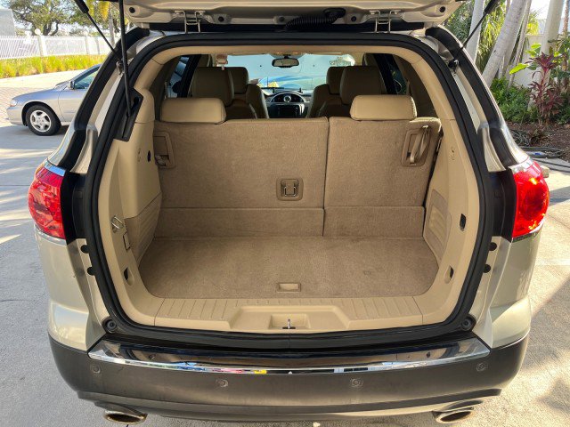 Used 2011 Buick Enclave CXL image 72