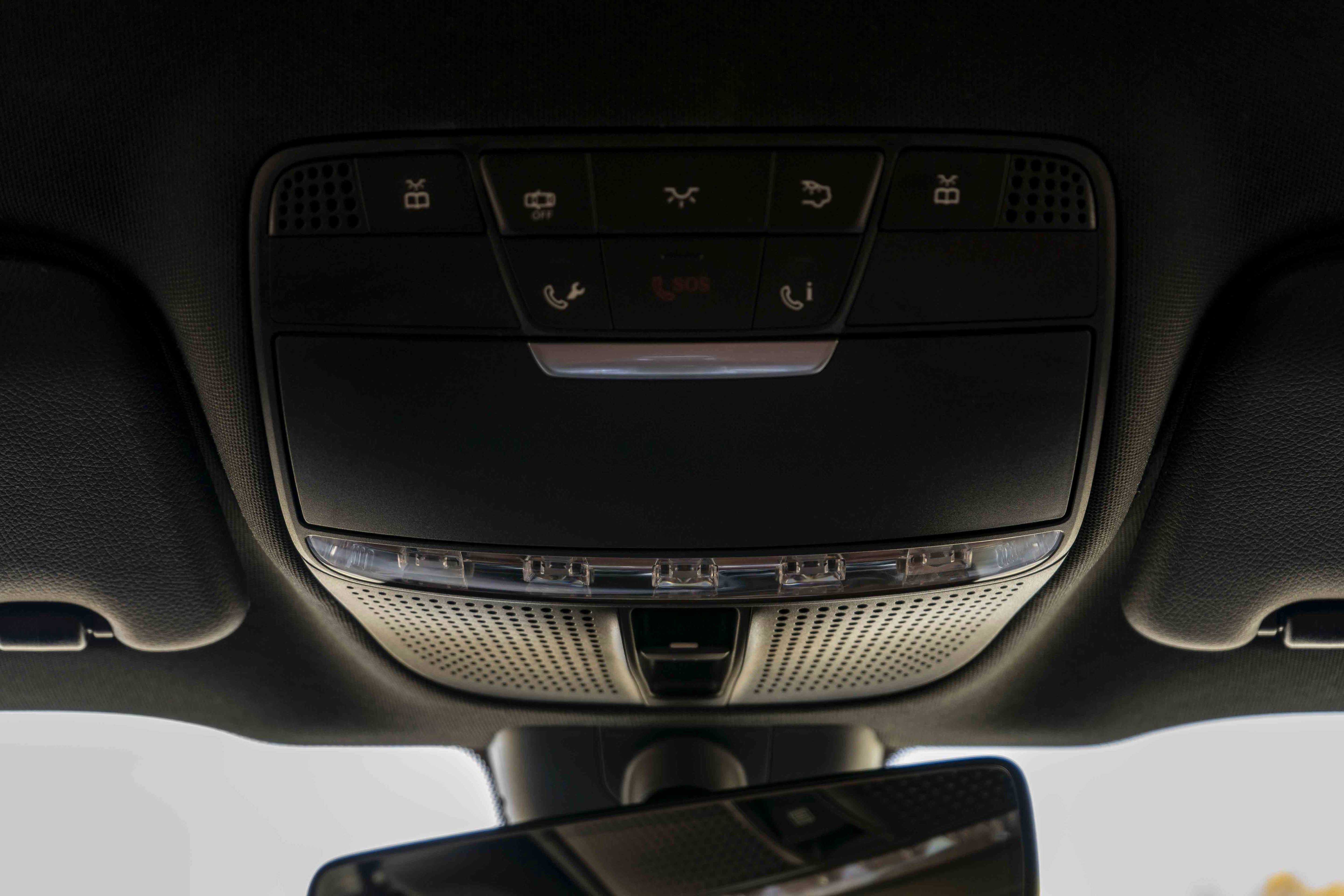 Used 2018 Mercedes-Benz E 400 E 400 image 36