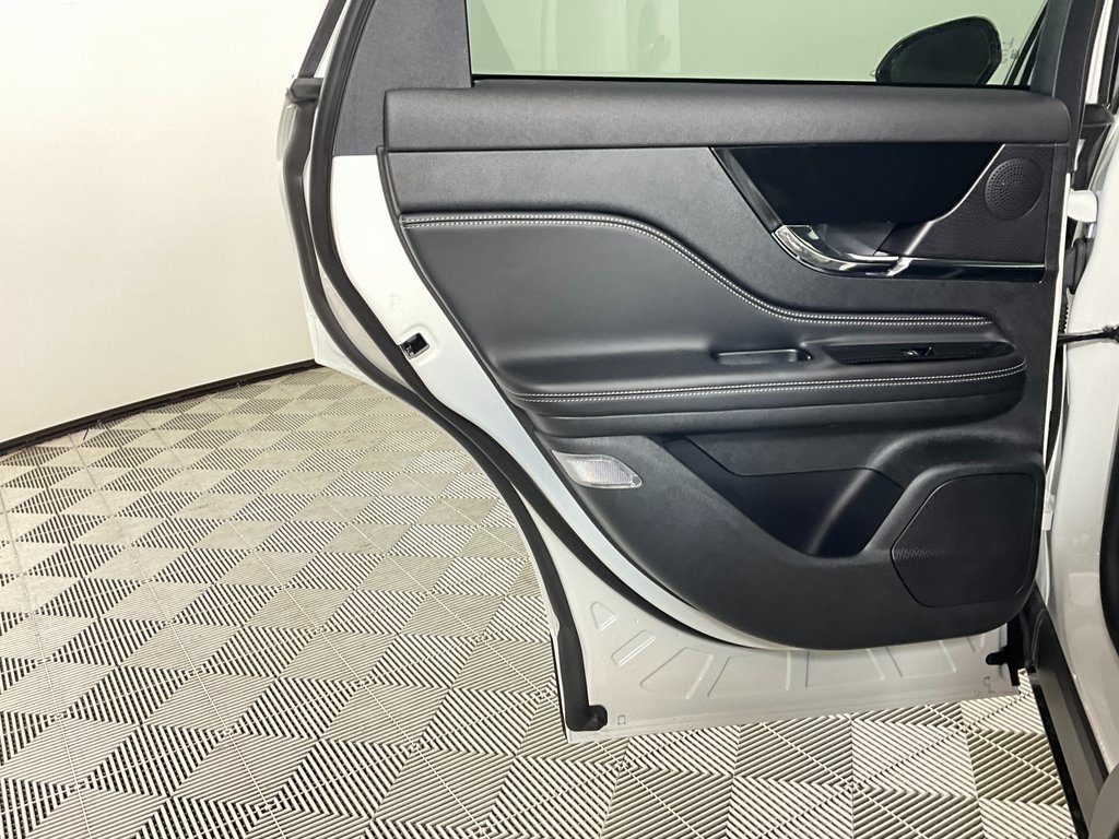 Used 2025 Lincoln Corsair FWD w/ Equipment Group 101A image 26