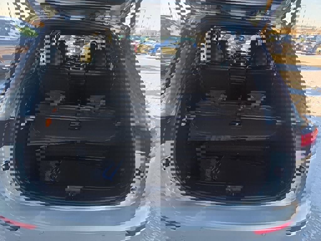 Used 2023 Mitsubishi Outlander SEL image 33