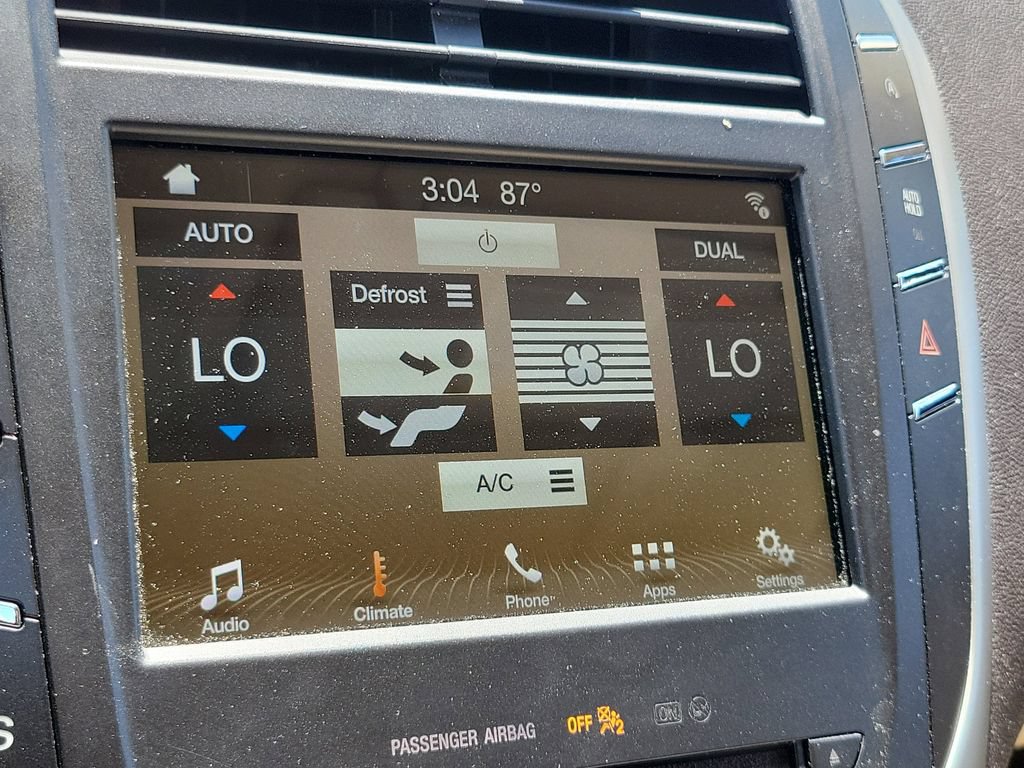Used 2017 Lincoln MKC Premiere FWD image 19
