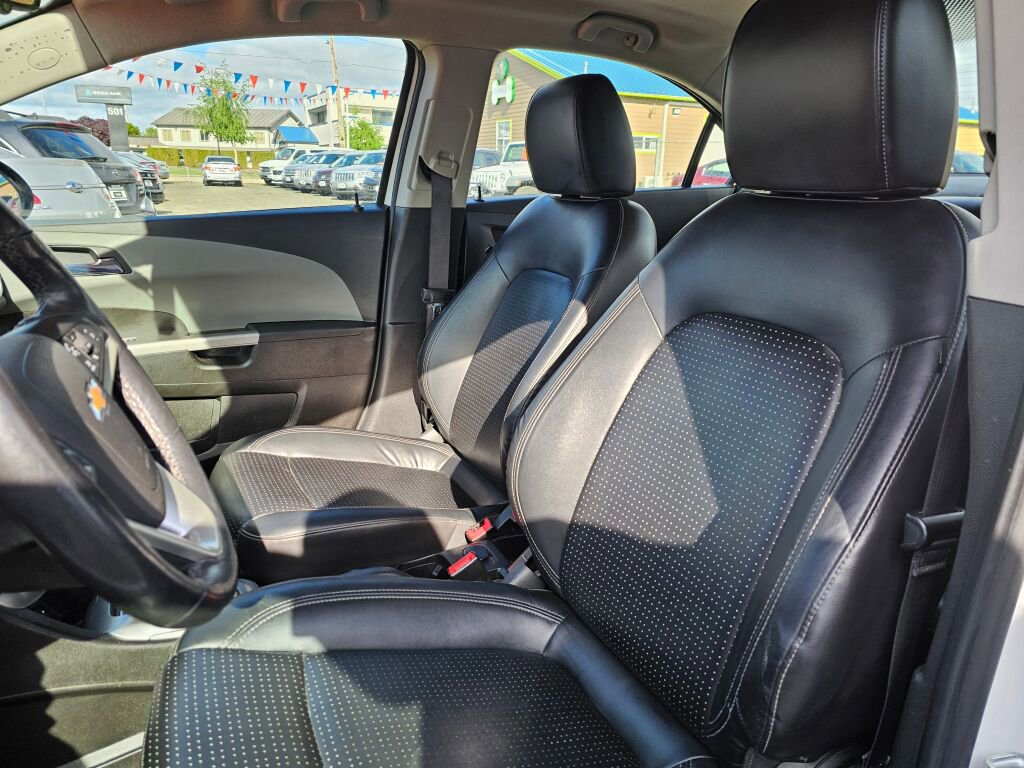 Used 2019 Chevrolet Sonic Premier image 26